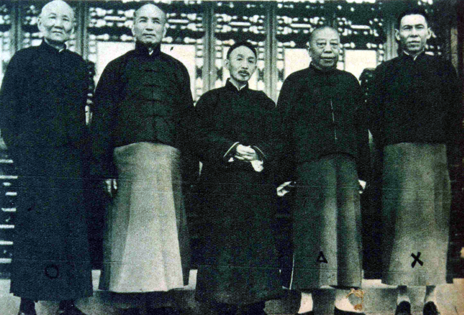 Green Gang leadership ca. 1935. Left to right: Zhang Xiaolin, Chu Minyi, Xu Shiying, Huang Jinrong, Du Yuesheng