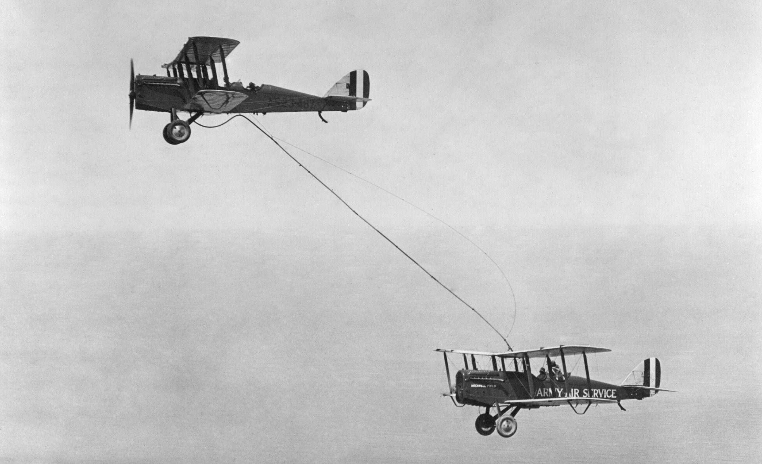 History's first midair refueling